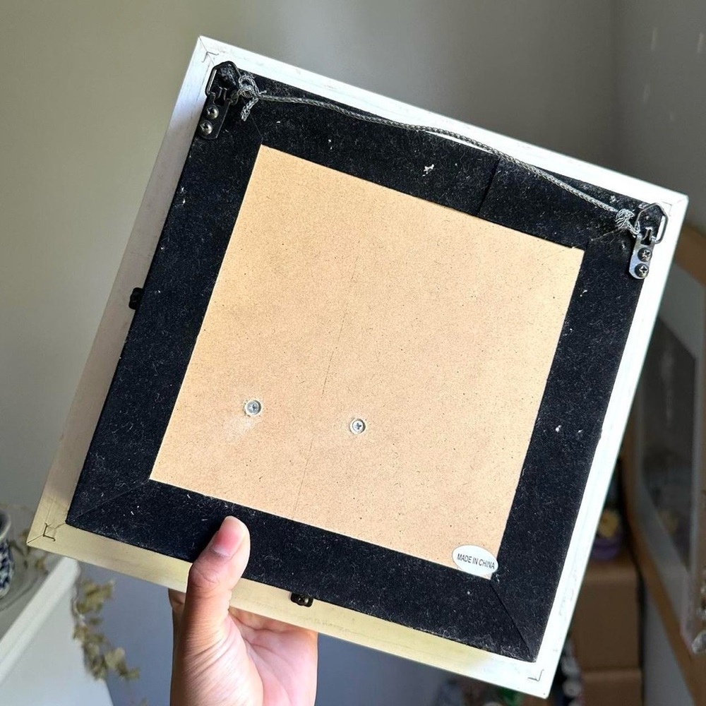 Miniature Bathroom Diorama Shadow Box with Cream Frame - Picture 5 of 8